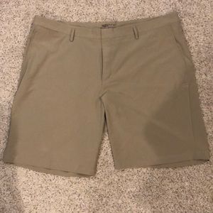 Nike golf: dri-fit shorts